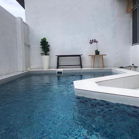 Lungo Guesthouse Kuala Terengganu Exterior photo